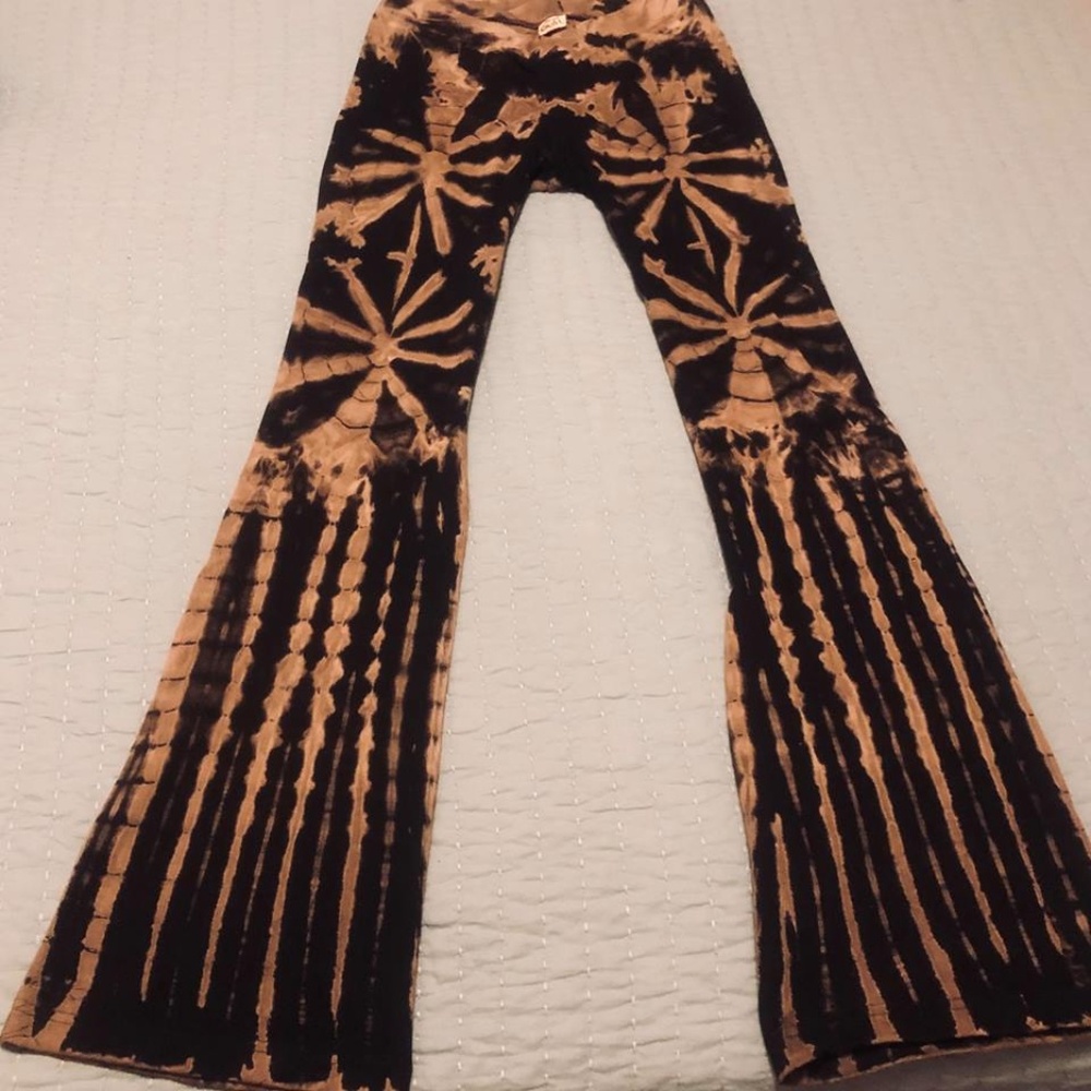 Tye Dye Knit Flares- Small